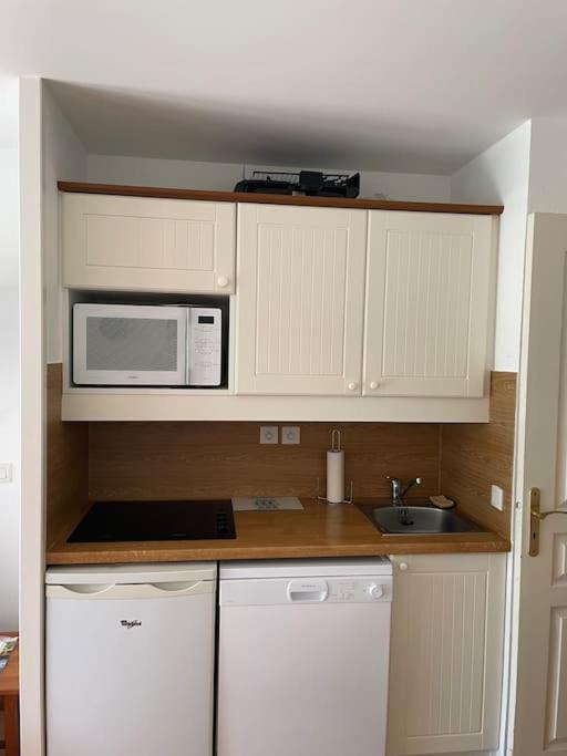 Sejour 4 Personnes - Pays Basque Appartement Uhart-Cize Buitenkant foto
